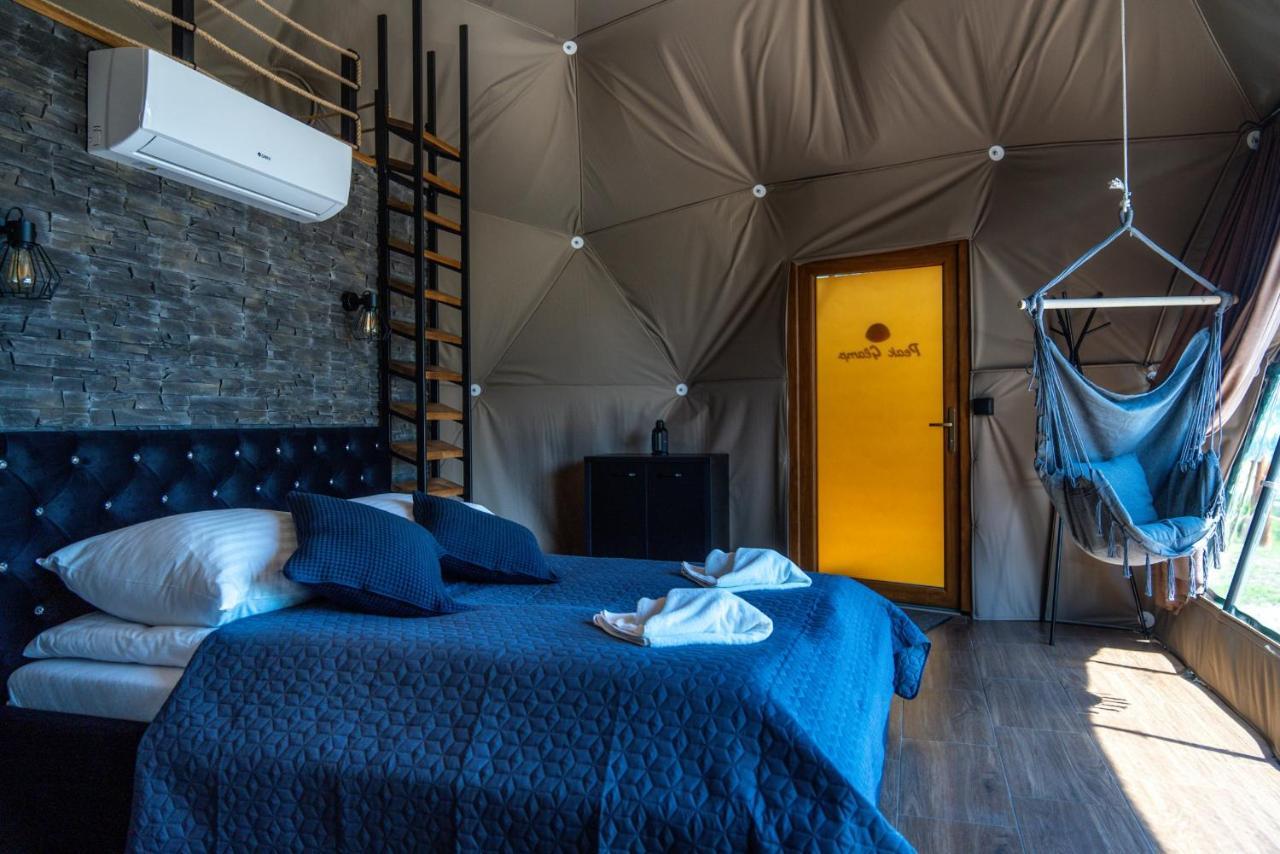 Peak Glamp & Jacuzzi Hotel Zakopane Ngoại thất bức ảnh