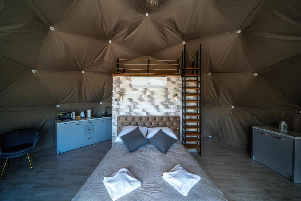 Peak Glamp & Jacuzzi Hotel Zakopane Ngoại thất bức ảnh
